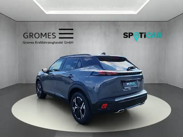 Peugeot 2008 view 5