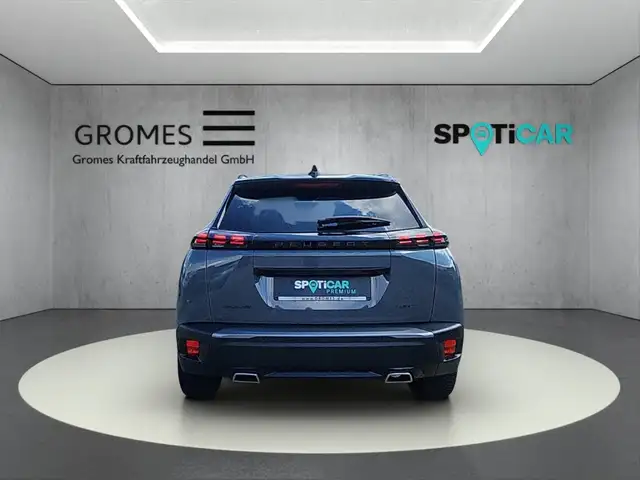 Peugeot 2008 view 4