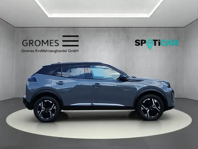 Peugeot 2008 view 2