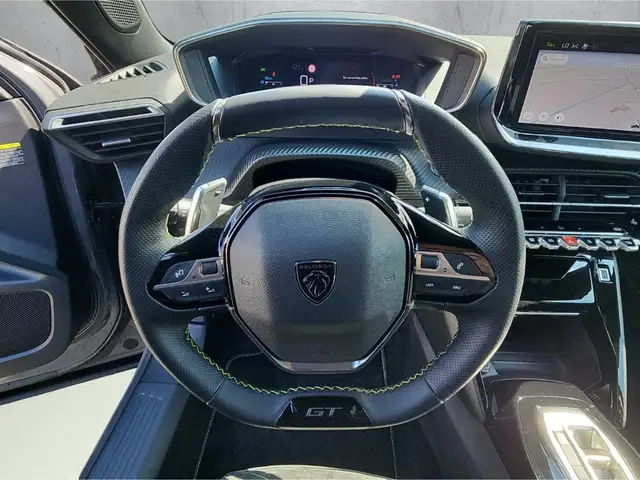 Peugeot 2008 view 10