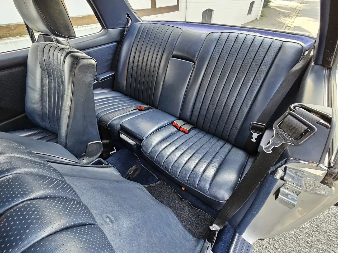 Mercedes-Benz 230, foto 7