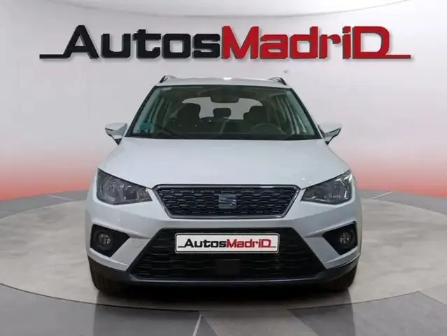 SEAT Arona view 2