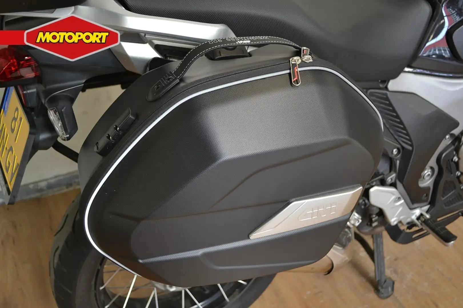 Honda VFR 1200 X Crosstourer Zwart - 2