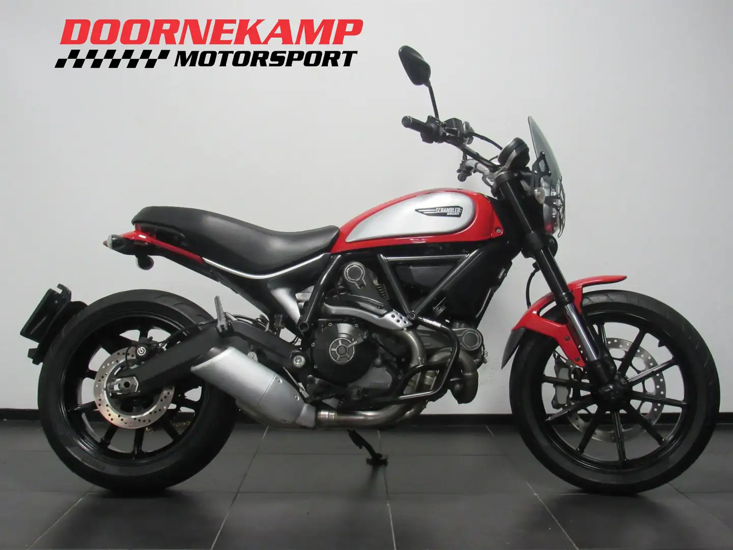 Ducati Scrambler ICON Rood - 1