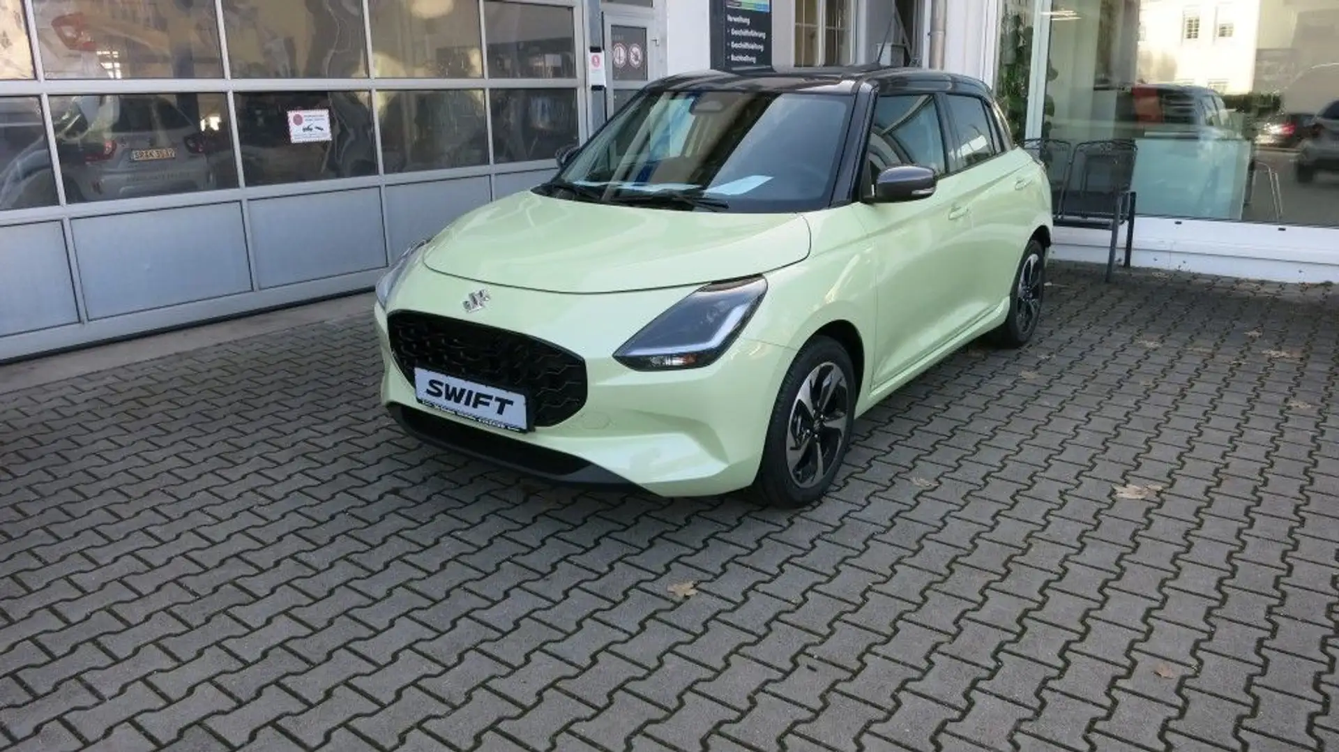 Suzuki Swift 1.2 Hybrid MT Comfort+ / Tageszulassung 5 Jahre Ga Jaune - 2