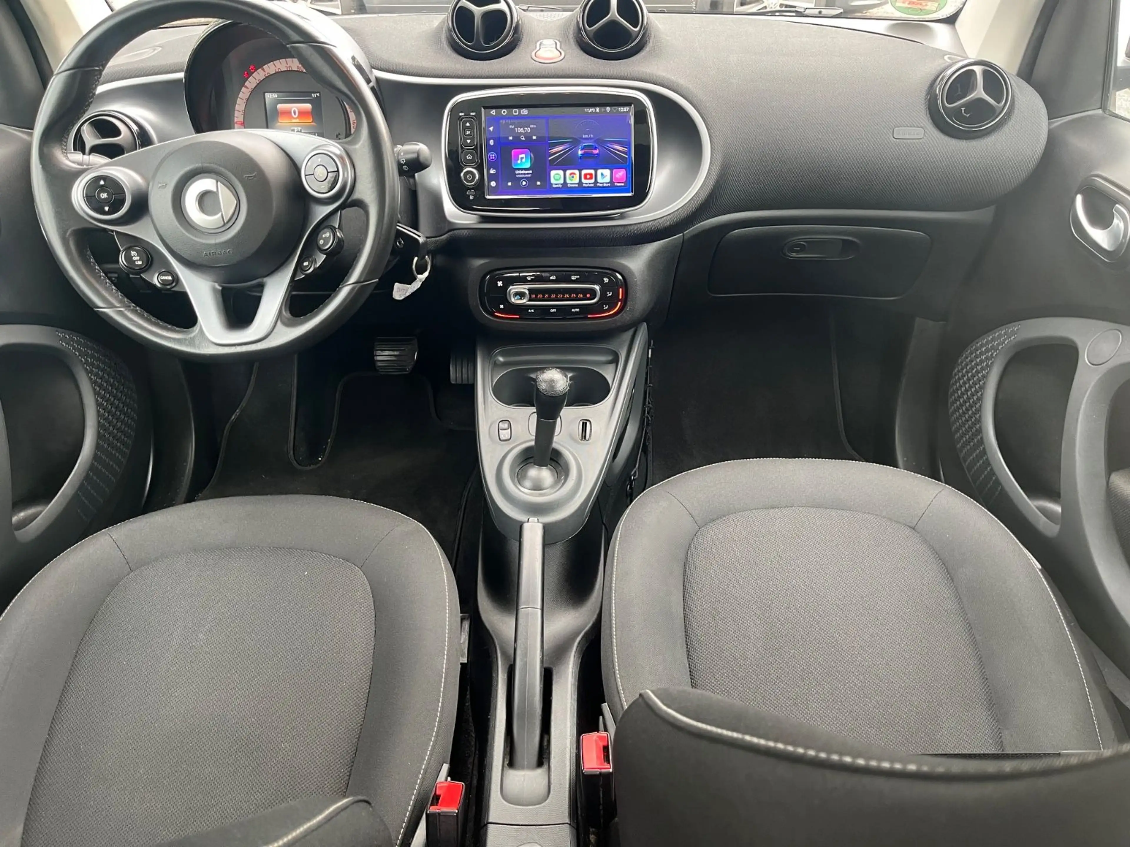 smart forTwo Passion 52 kW /Navi /Pano /Apple Car Play — photo 8