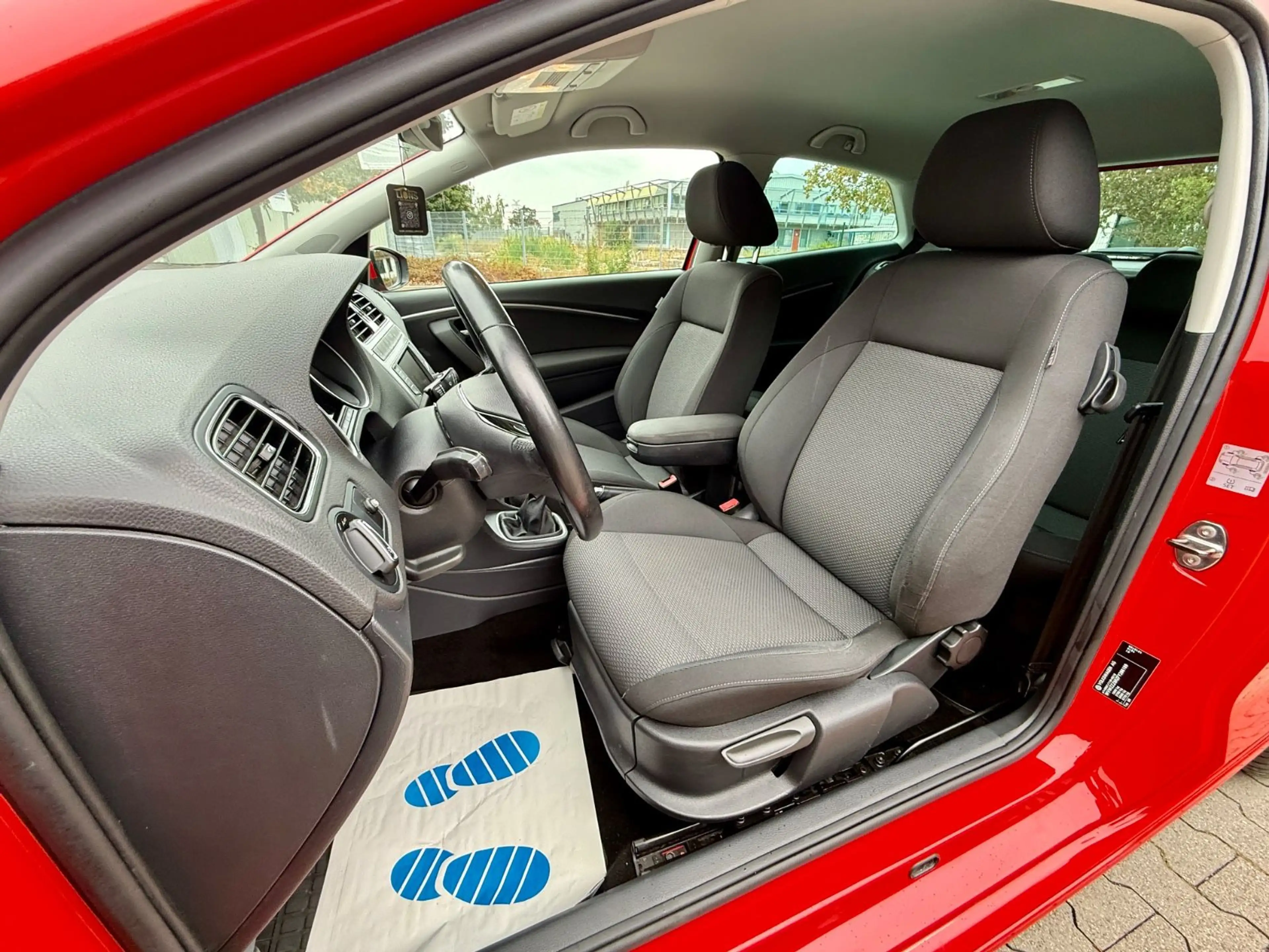 Volkswagen Polo V Highline/R-LINE/Start-Stopp/LED/KLIMA/PDC — photo 18