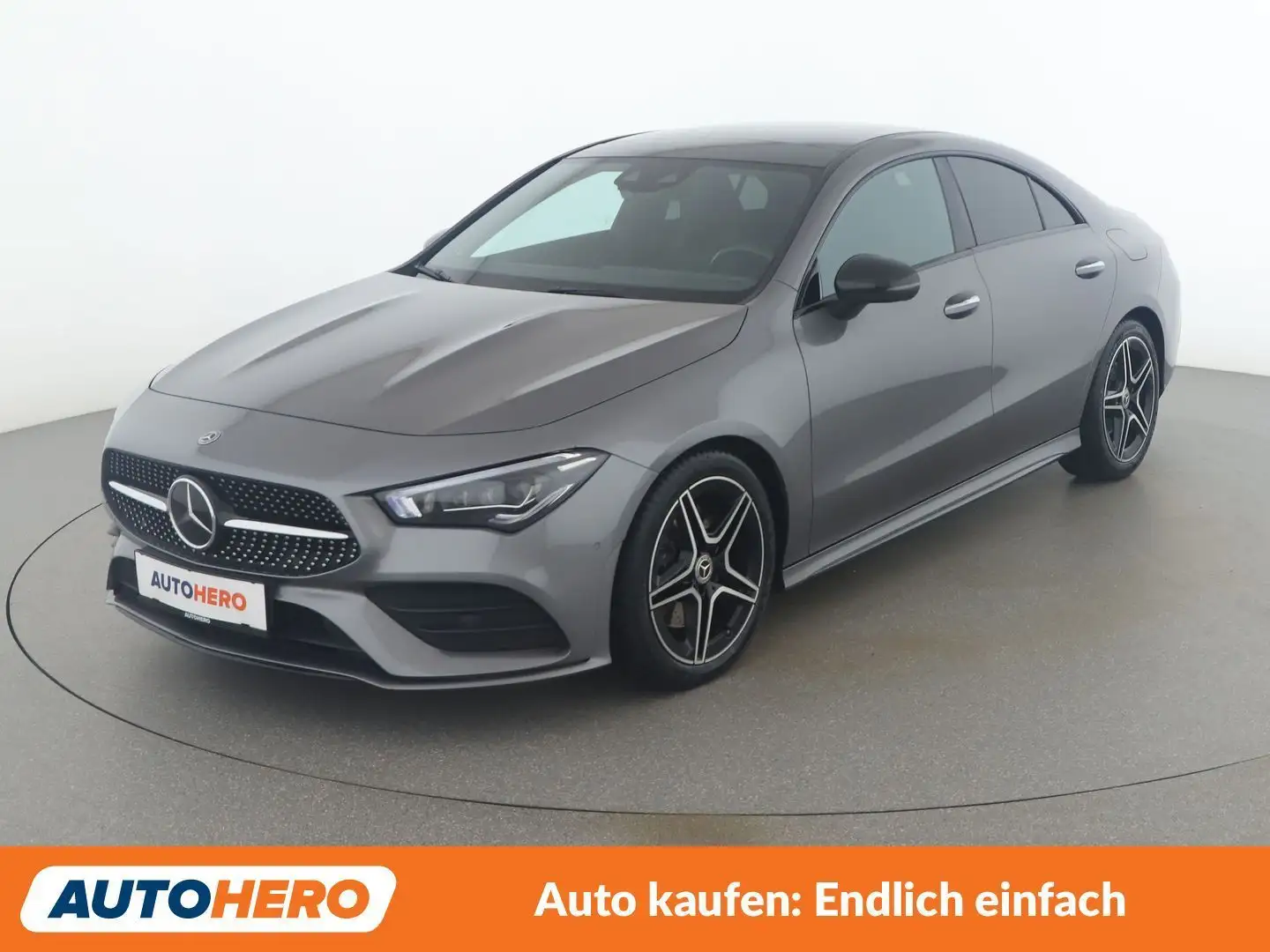Mercedes-Benz CLA 220 CLA 220 4Matic AMG Line Grau - 1