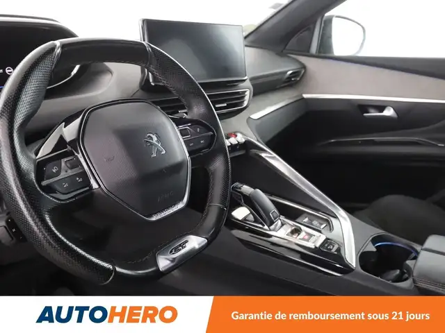 Peugeot 3008 view 11