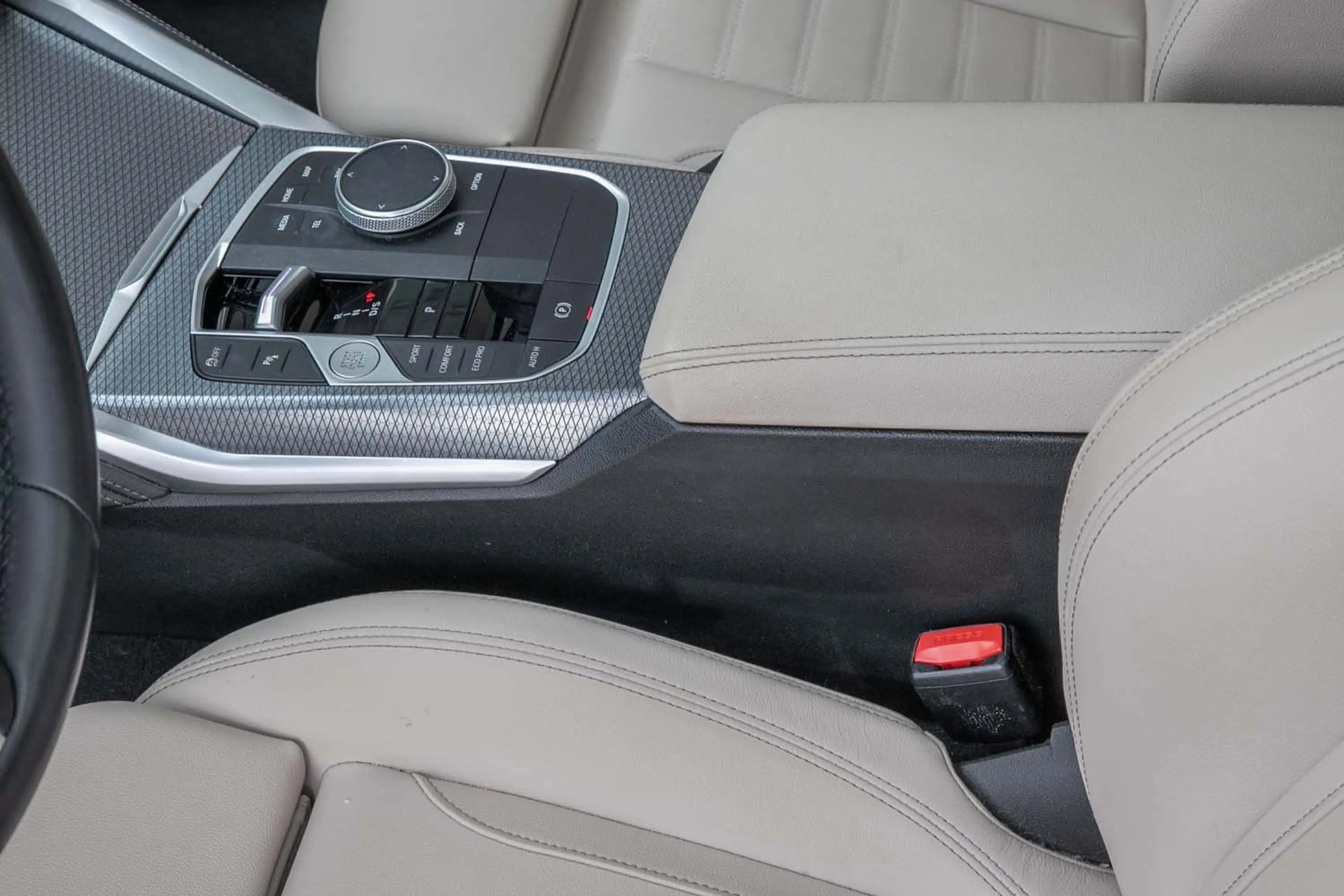 BMW 440 M440i xDrive Gran Coupé Glasdach HUD Laser H/K — photo 10