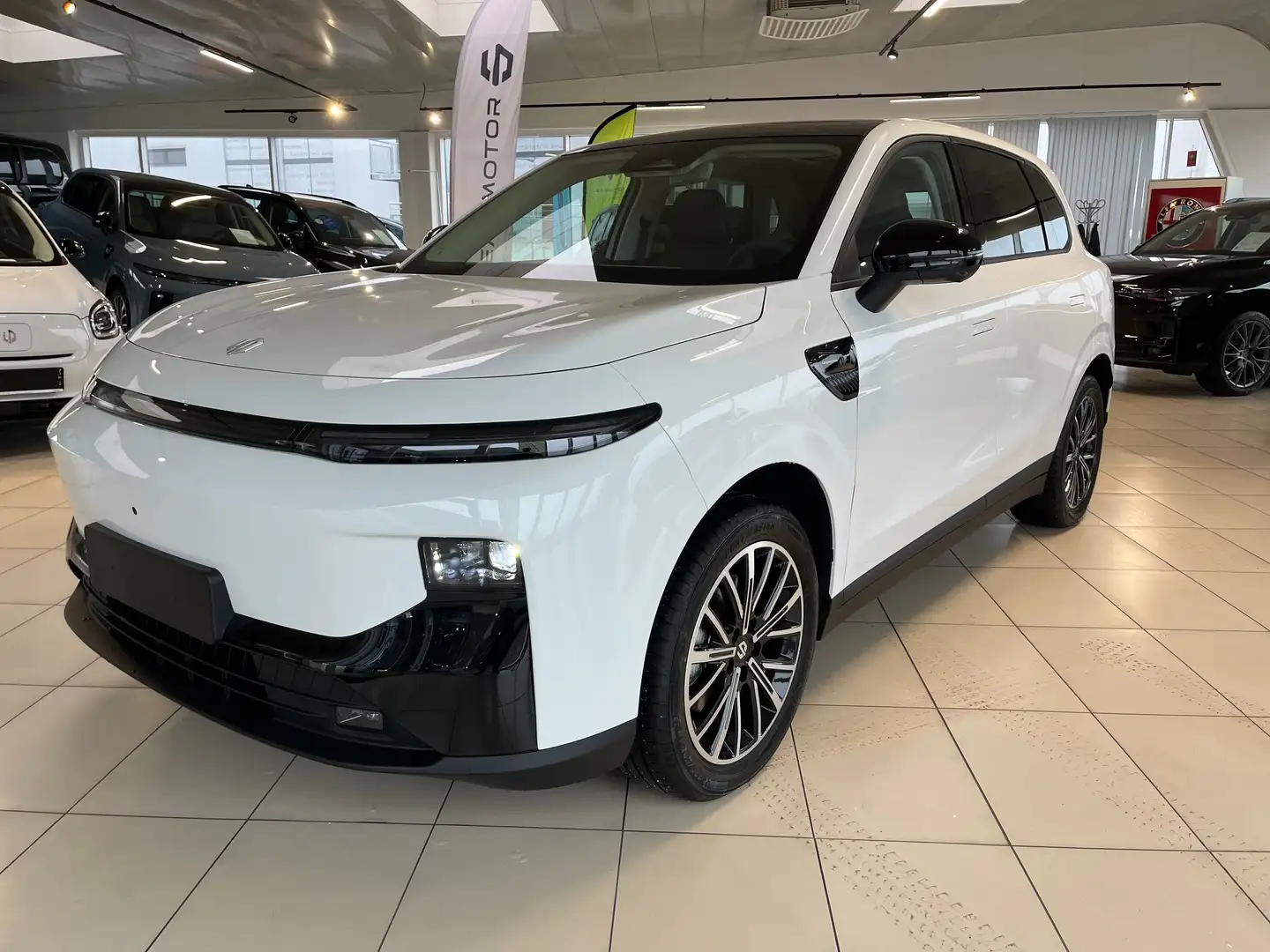 Leapmotor B10 B10 - Design Pro Max Weiß - 1