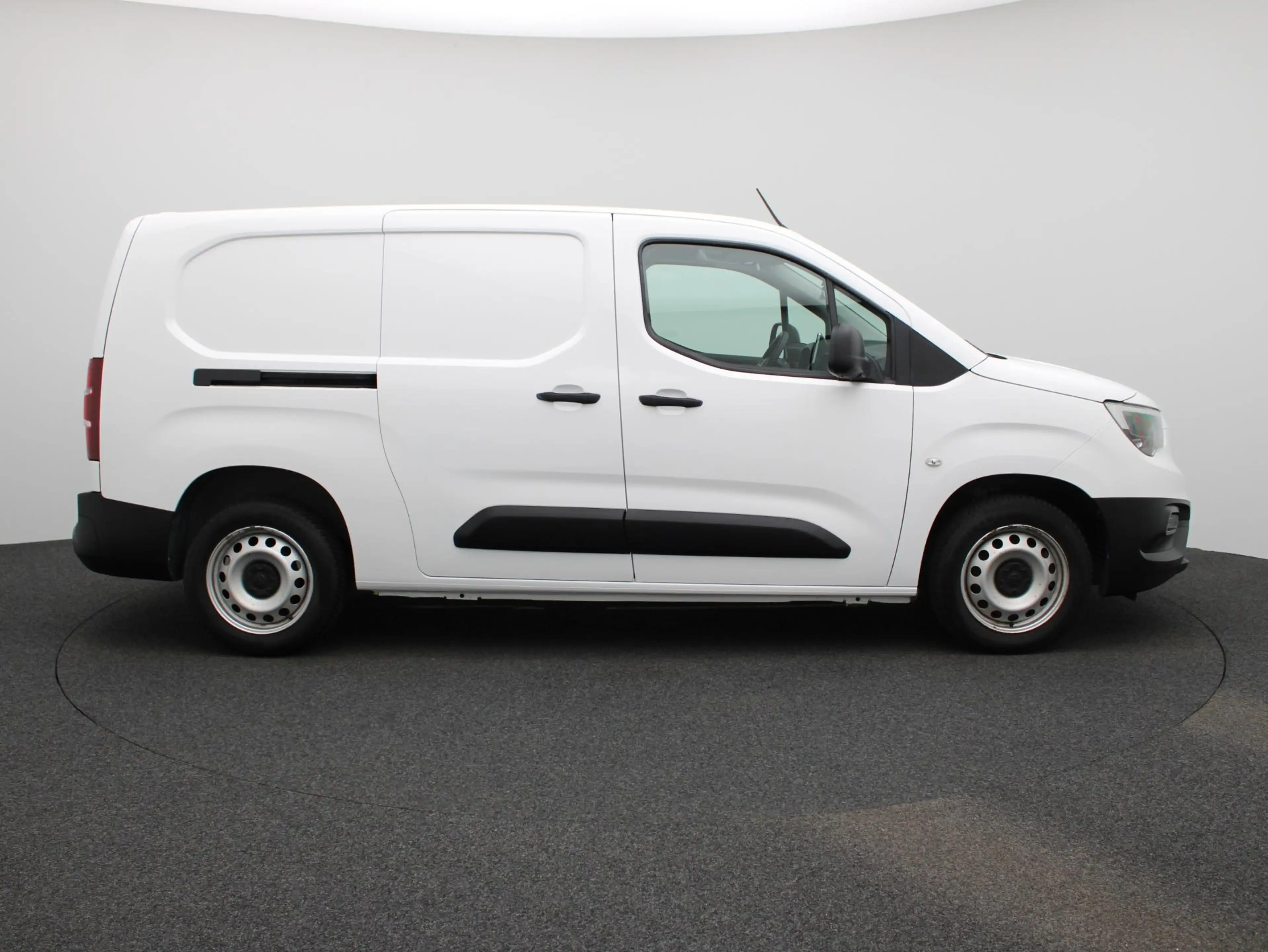 Opel Combo 1.5 Turbo 75kW 2.3T L2H1 HEAVY | PDC A | Bluetooth — photo 7