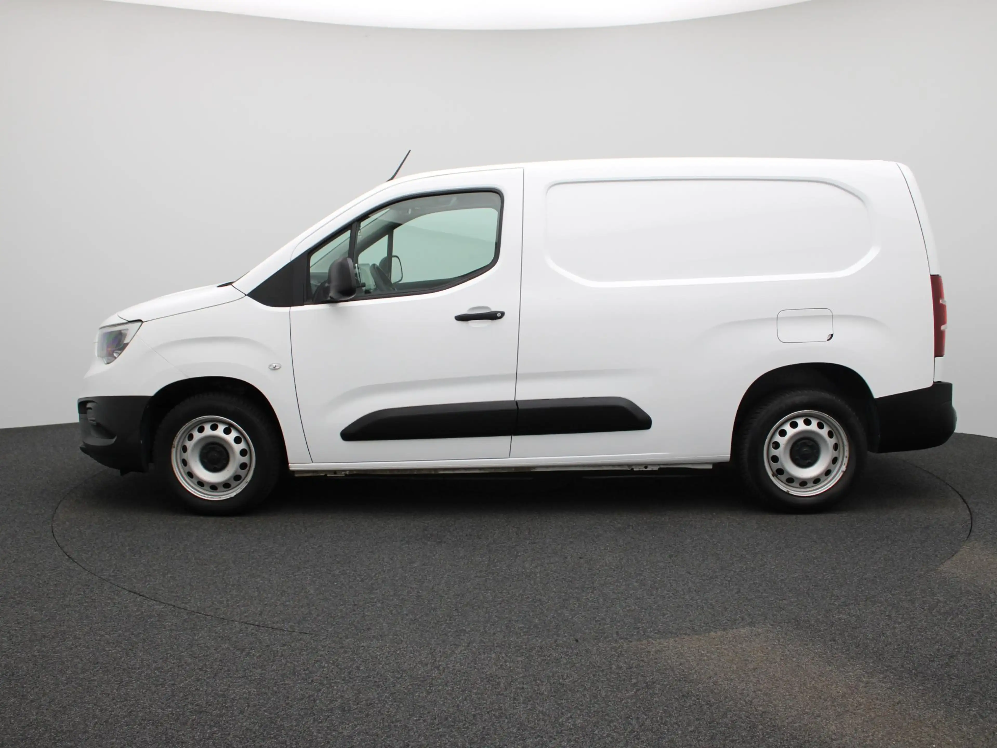 Opel Combo 1.5 Turbo 75kW 2.3T L2H1 HEAVY | PDC A | Bluetooth — photo 5