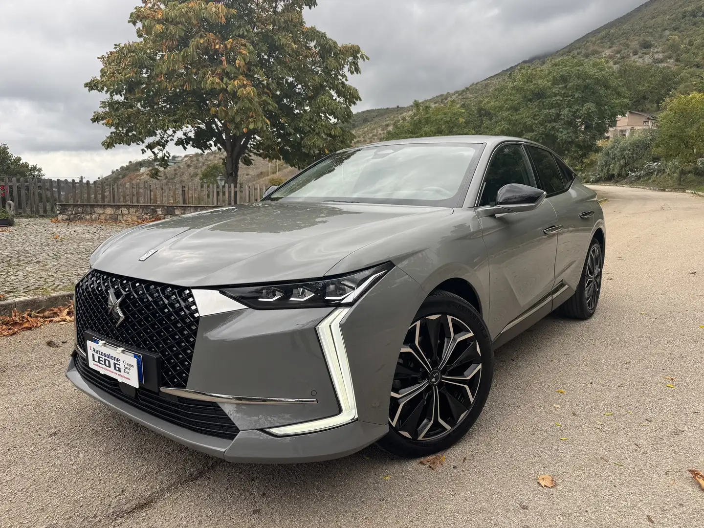 DS Automobiles DS 4 1.5 BlueHdi 130cv Rivoli auto..Navi..Pelle..MATRIX Grigio - 1