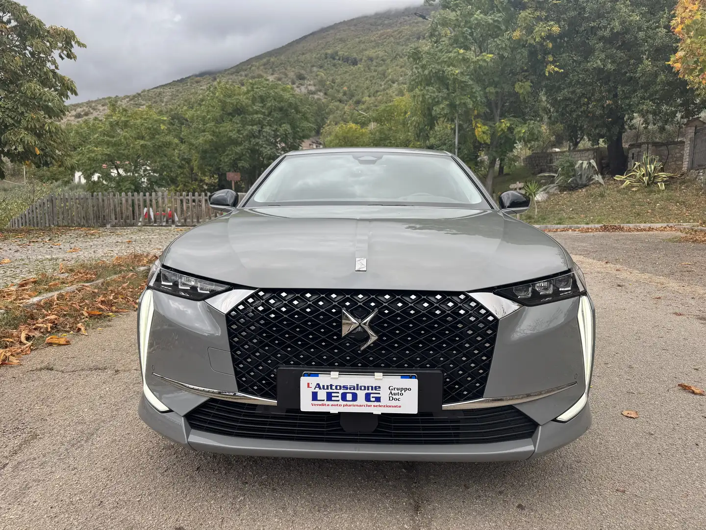 DS Automobiles DS 4 1.5 BlueHdi 130cv Rivoli auto..Navi..Pelle..MATRIX Grigio - 2