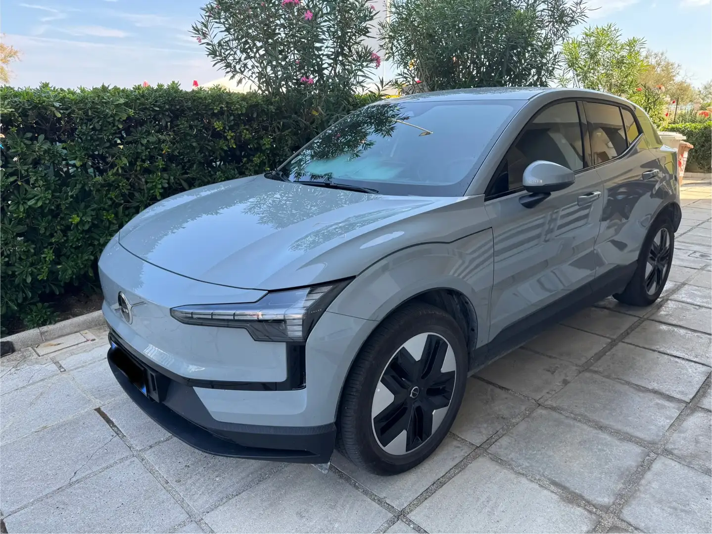 Volvo EX30 Single Motor Core rwd - 1