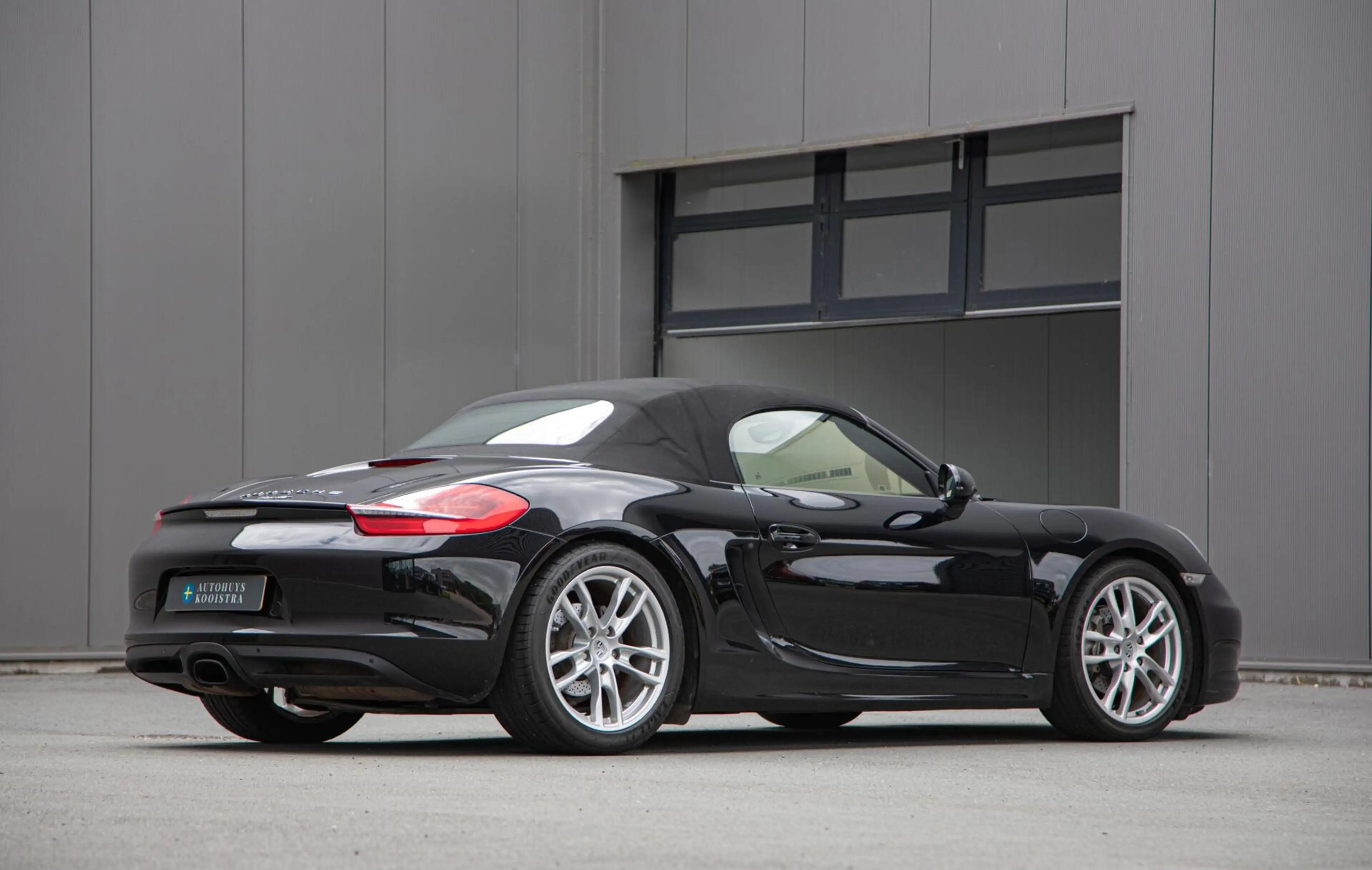 Porsche Boxster 2.7 — photo 8