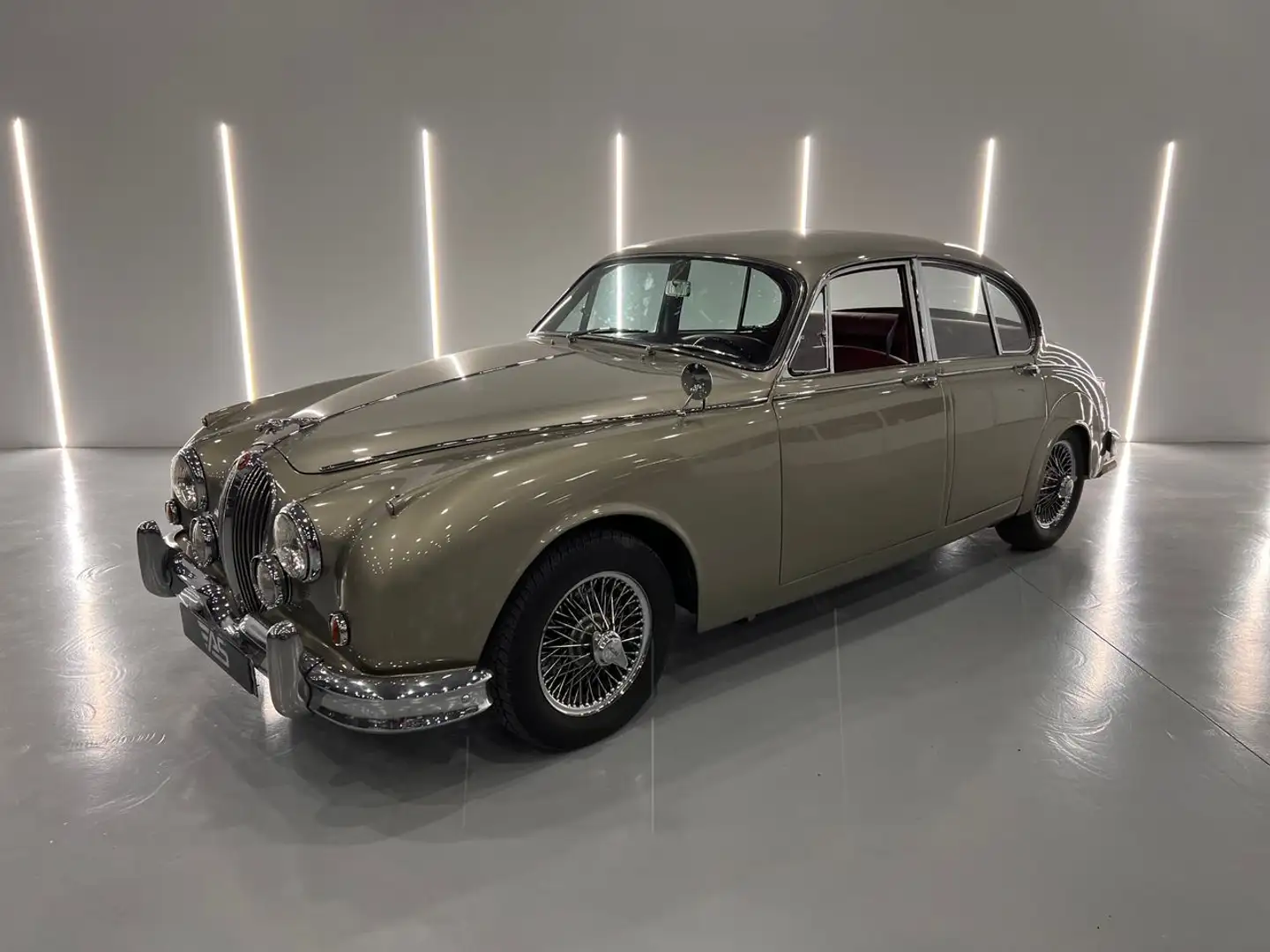 Jaguar MK II MKII 3.4 210cv 5p del 1962 Verde - 1