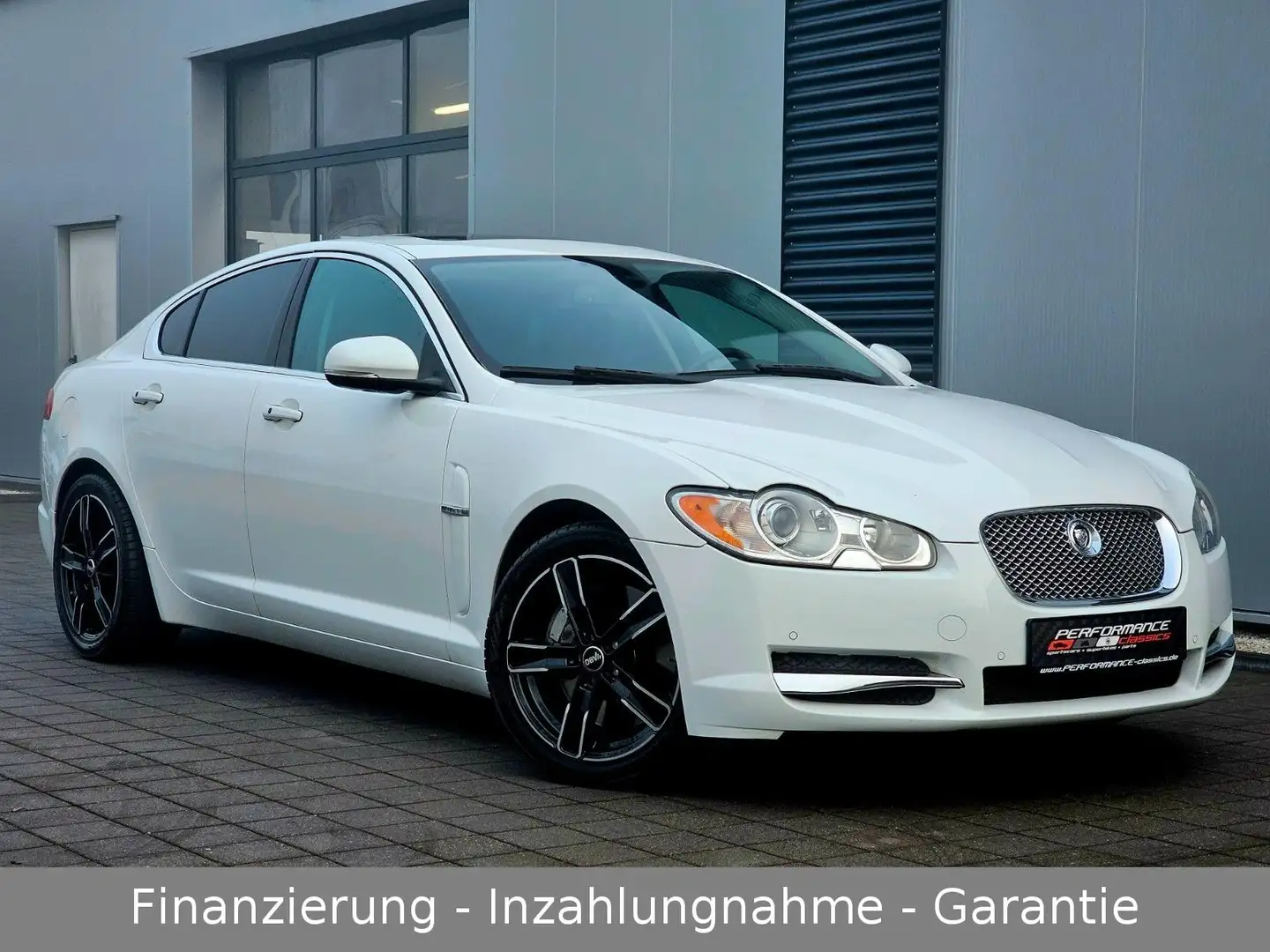 Jaguar XF 5.0 V8 Premium Luxury aus 2. Hand + TOP!!! Weiß - 1