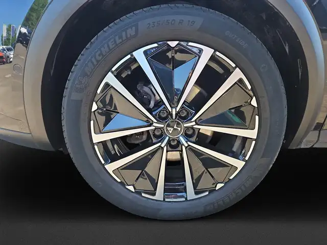 DS Automobiles DS 7 Crossback view 10