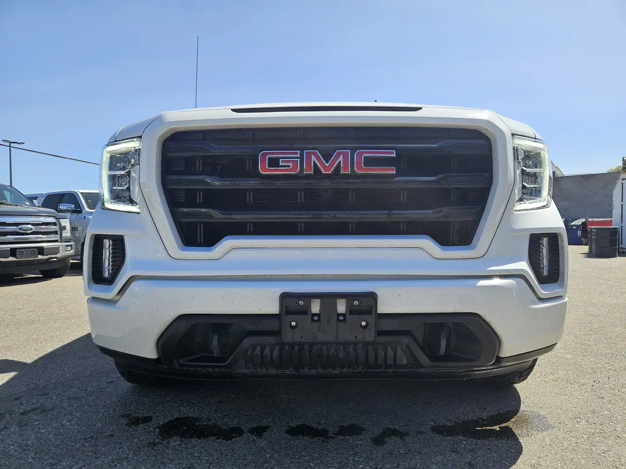 GMC Sierra 1500 снимка GMC Sierra 1500