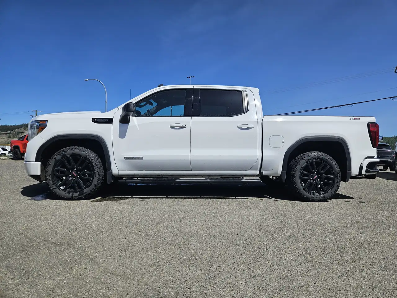 GMC Sierra 1500 снимка GMC Sierra 1500