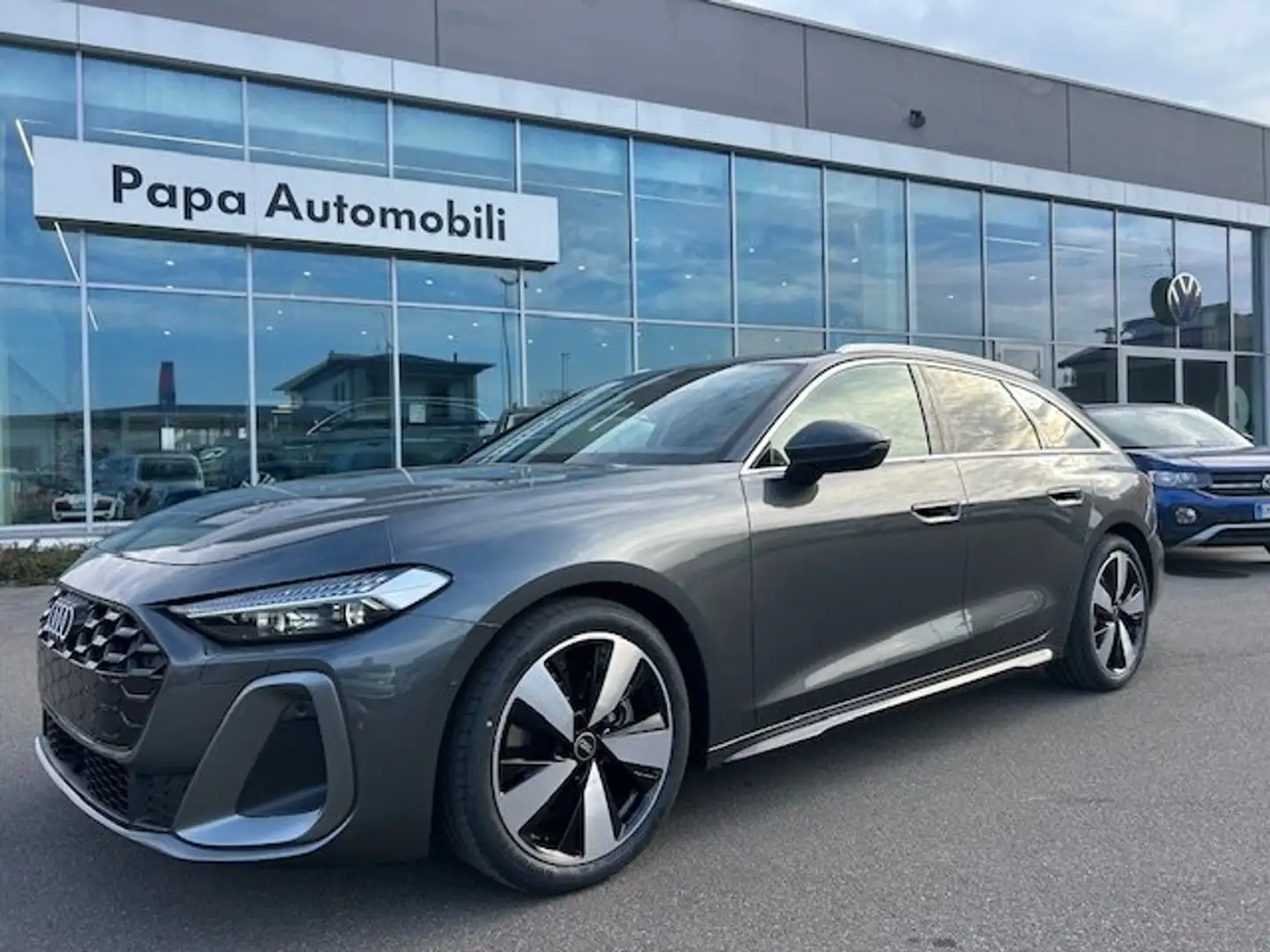 Audi A5 AVANT S-LINE 204CV TDI IBRIDA Grijs - 1