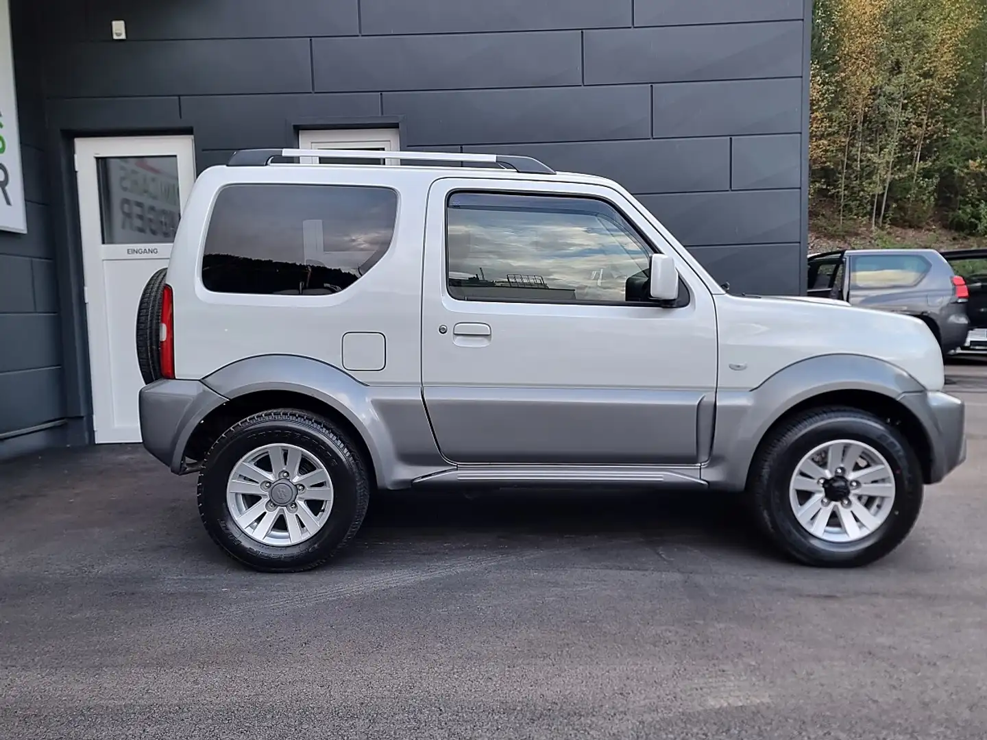 Suzuki Jimny 1,3 VX L3 deluxe Weiß - 2