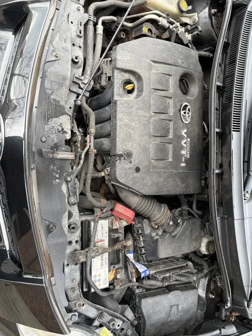 Toyota Auris 1.6.essence - 2