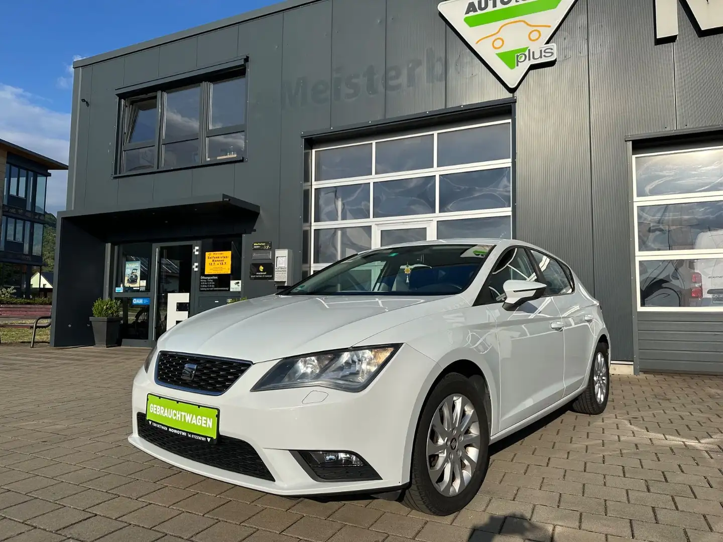 SEAT Leon Style Blanc - 1