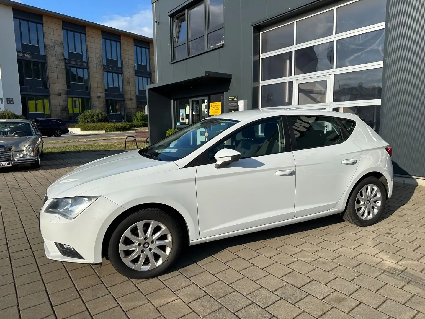 SEAT Leon Style Blanc - 2