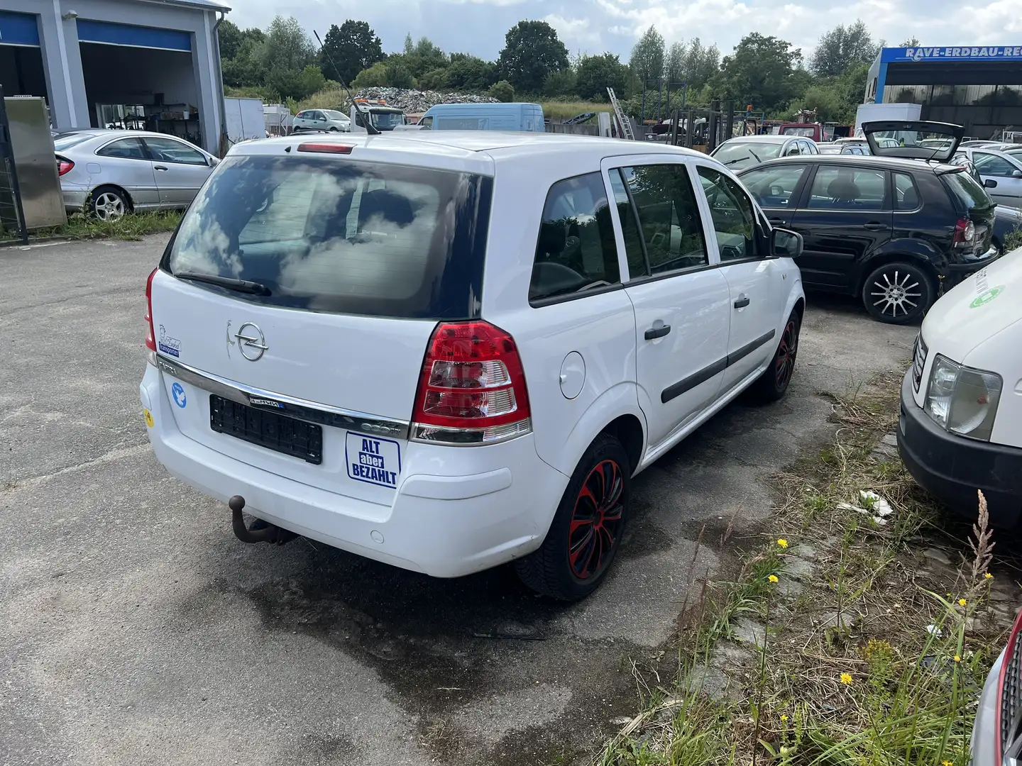 Opel Zafira 1.6 ecoFLEX Selection Weiß - 2