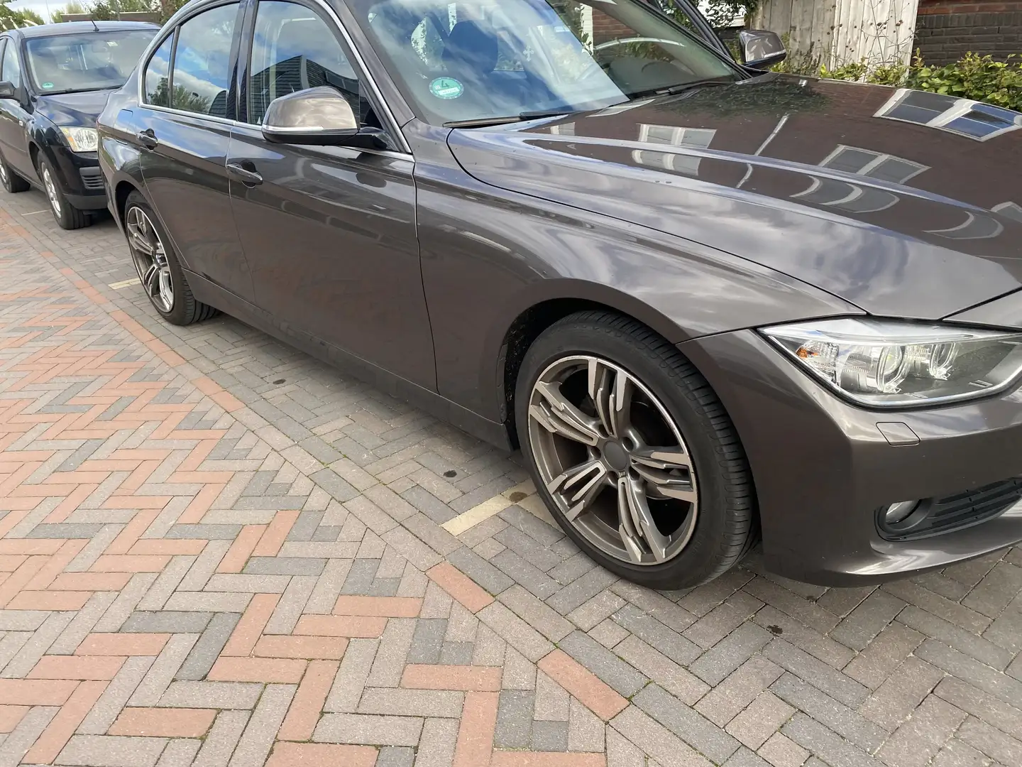 BMW 316 Bruin - 2