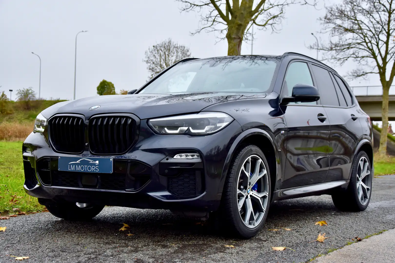 BMW X5 X5 xDrive30d **M-PACK** LICHTE VRACHT Noir - 2