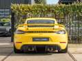 Porsche 718 GT4 4.0 Geel - thumbnail 6