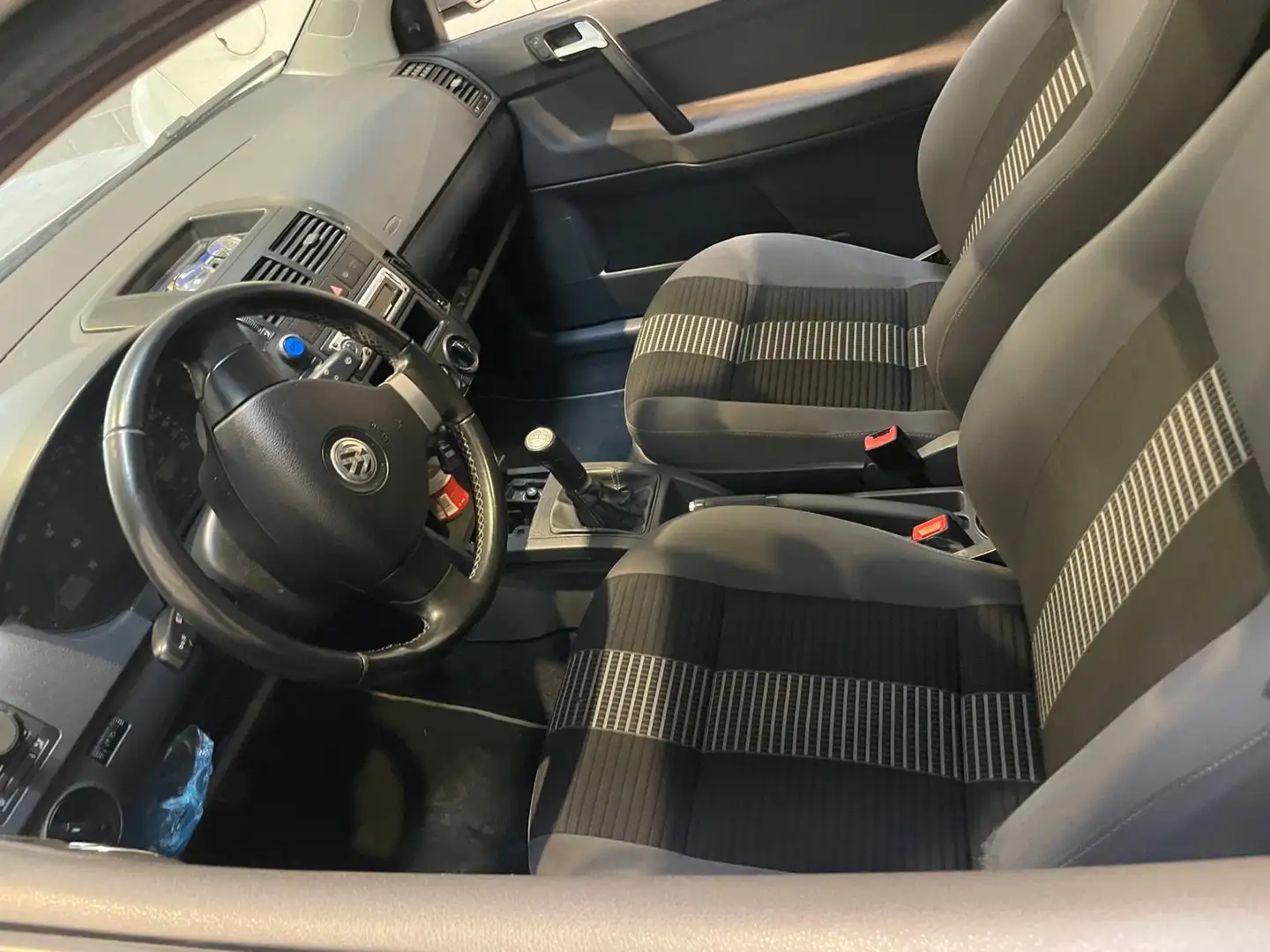 Volkswagen Polo 1.4i 16v Edition - 2