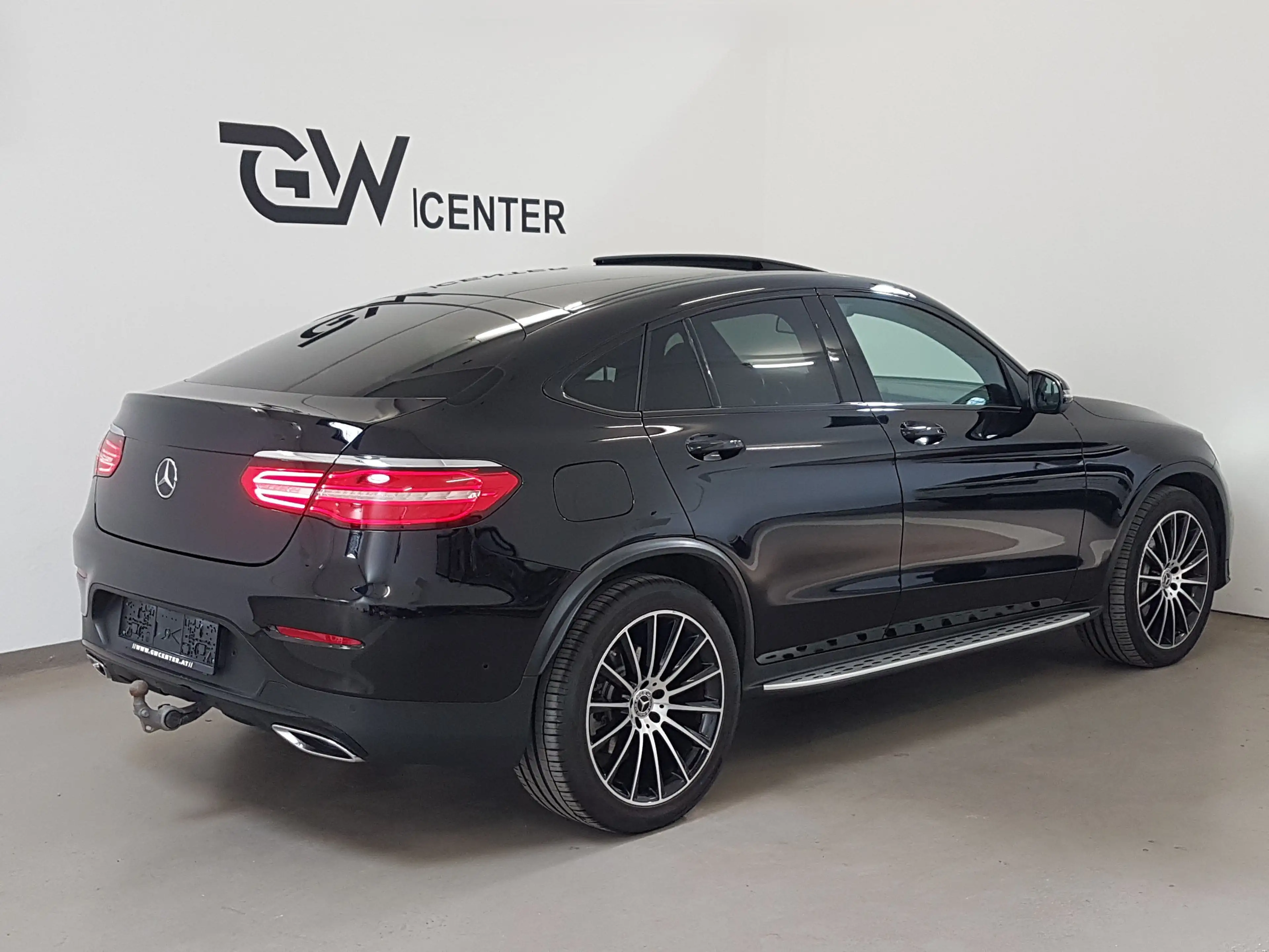 Mercedes-Benz GLC 350 d Coupe 4Matic AMG Line 20" 360° AHK Distronic — photo 10
