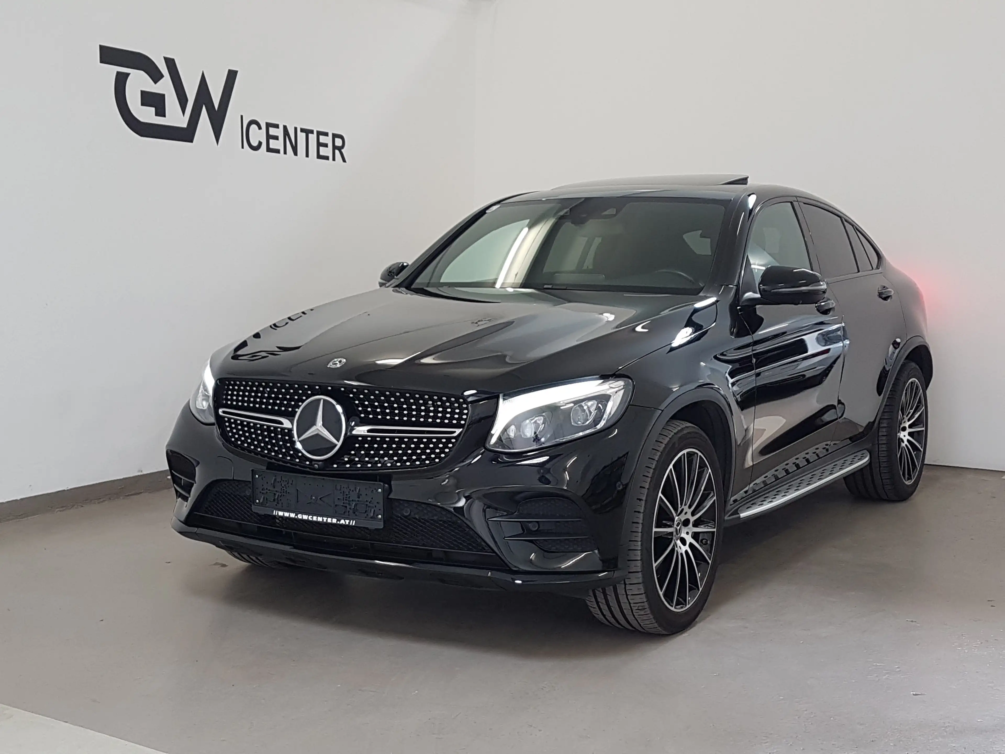 Mercedes-Benz GLC 350 d Coupe 4Matic AMG Line 20" 360° AHK Distronic — photo 6