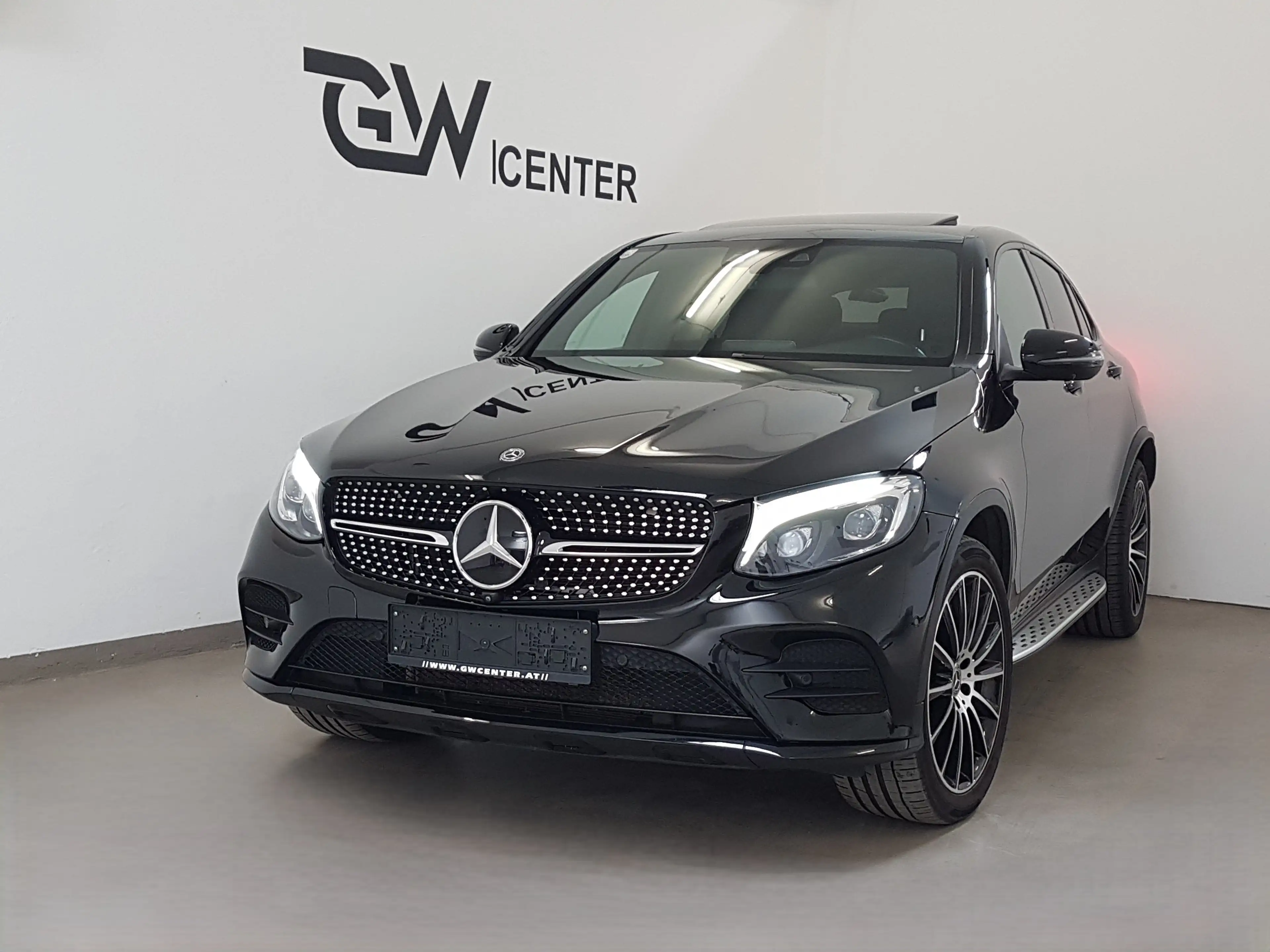 Mercedes-Benz GLC 350 d Coupe 4Matic AMG Line 20" 360° AHK Distronic
