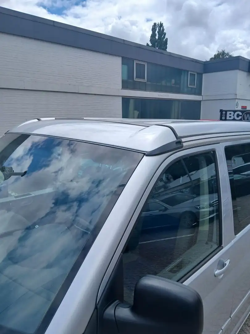 Volkswagen T5 California AUFSTELLDACH COMFORTLINE Plateado - 2