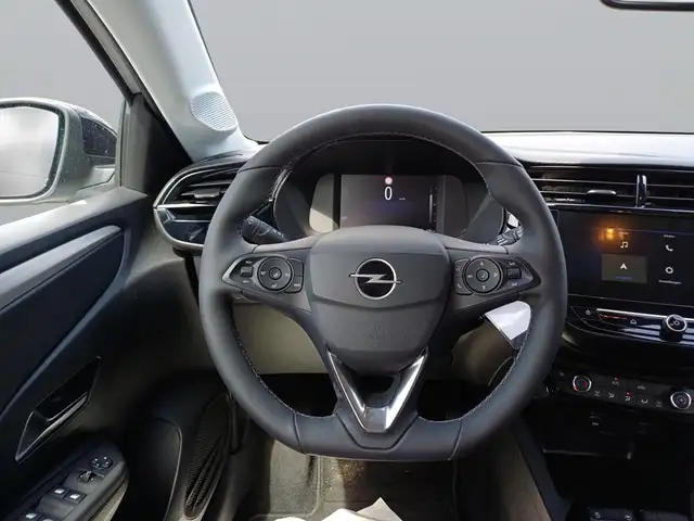 Opel Corsa view 13