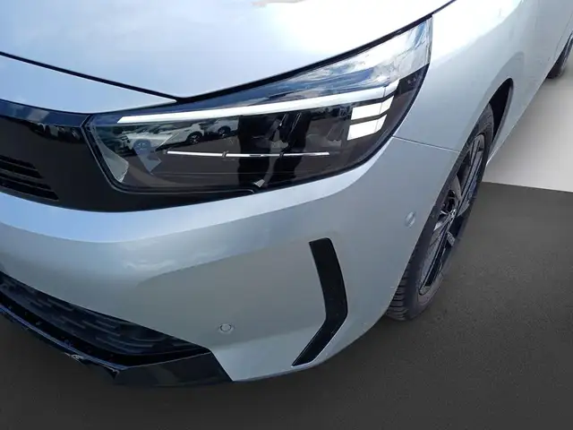Opel Corsa view 9