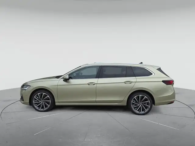 Skoda Superb view 6