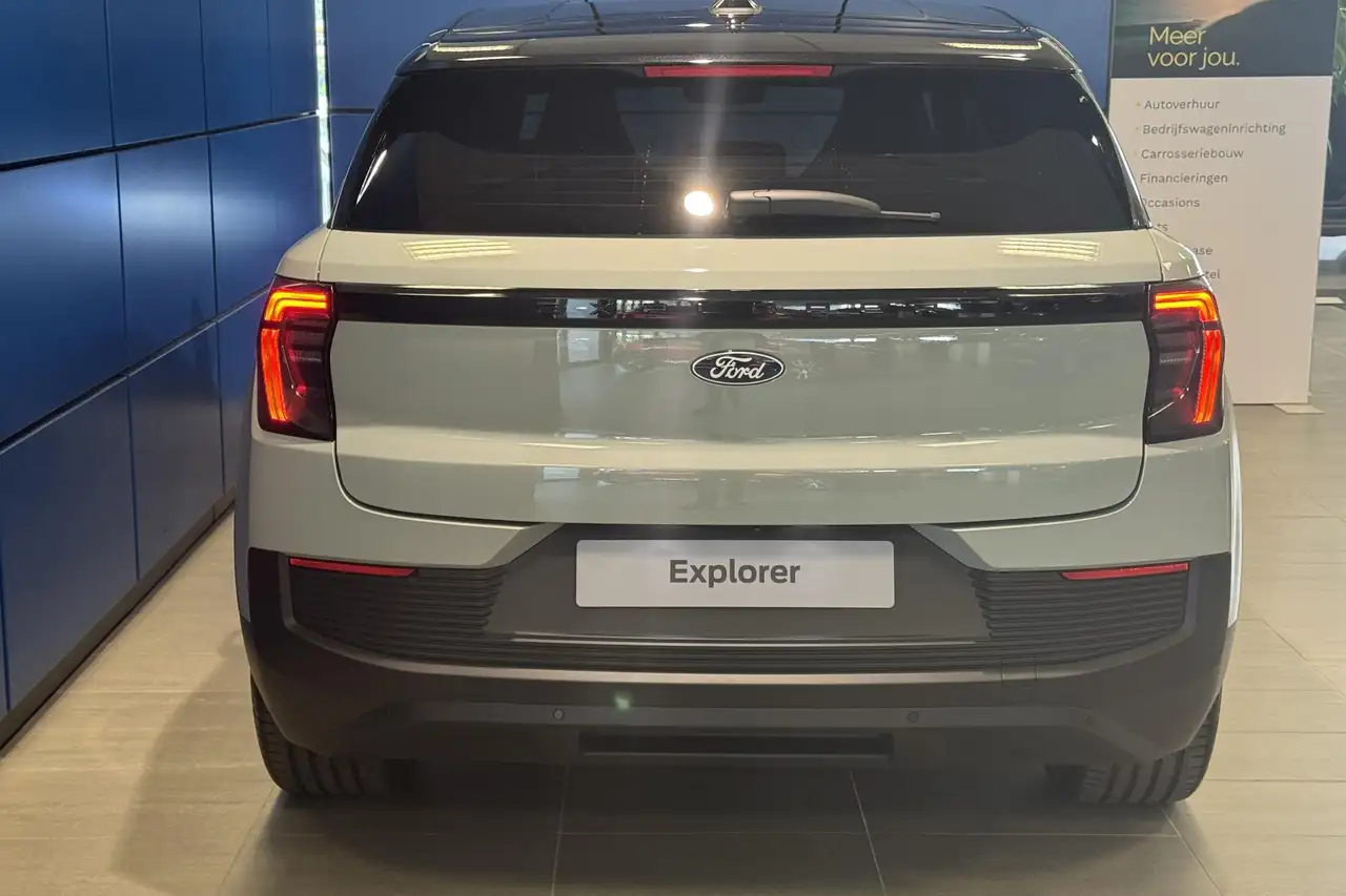 Ford Explorer 2026 — фото 14