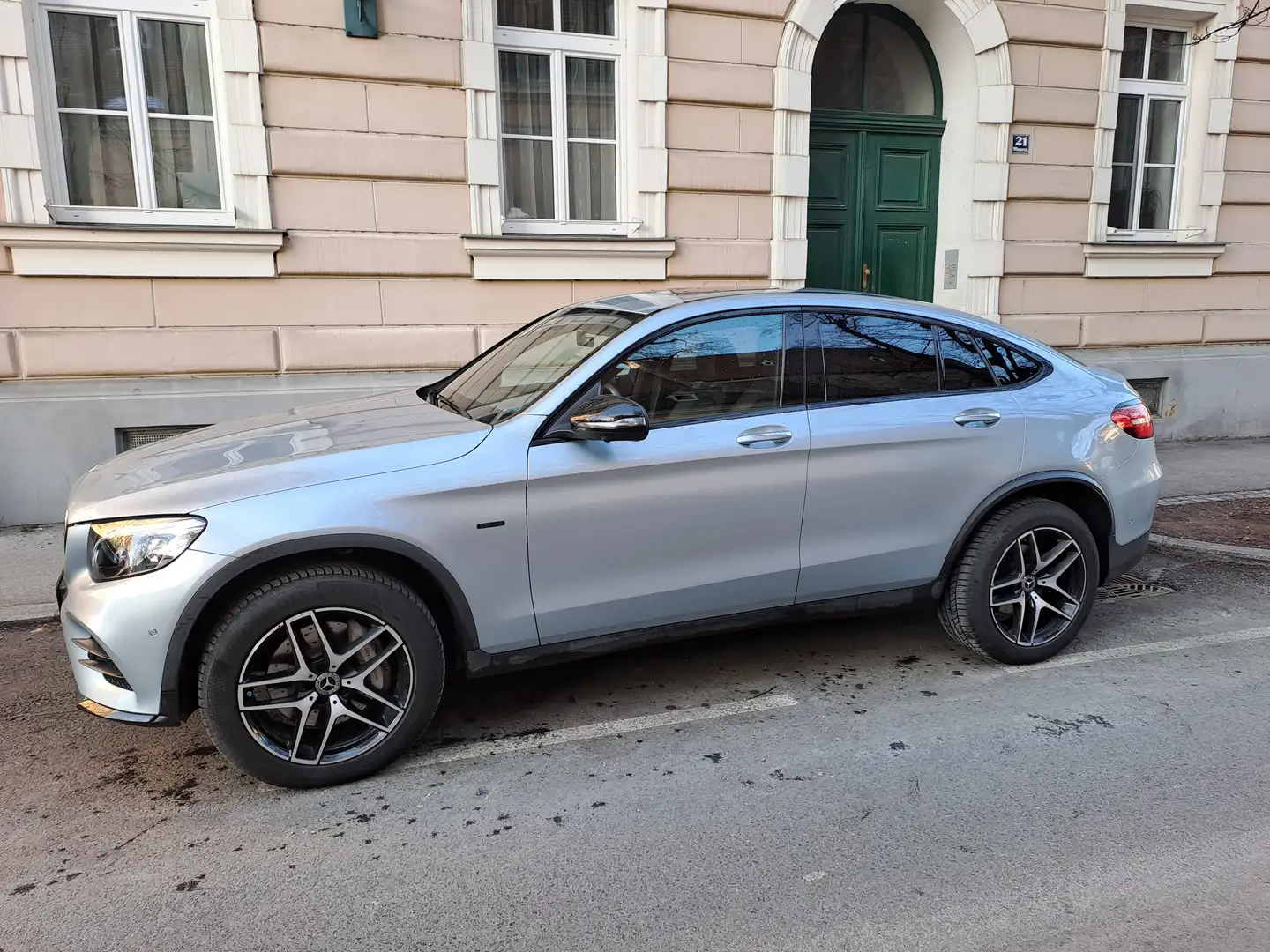 Mercedes-Benz GLC 350 GLC 350 e PHEV Coupé 4Matic - 1