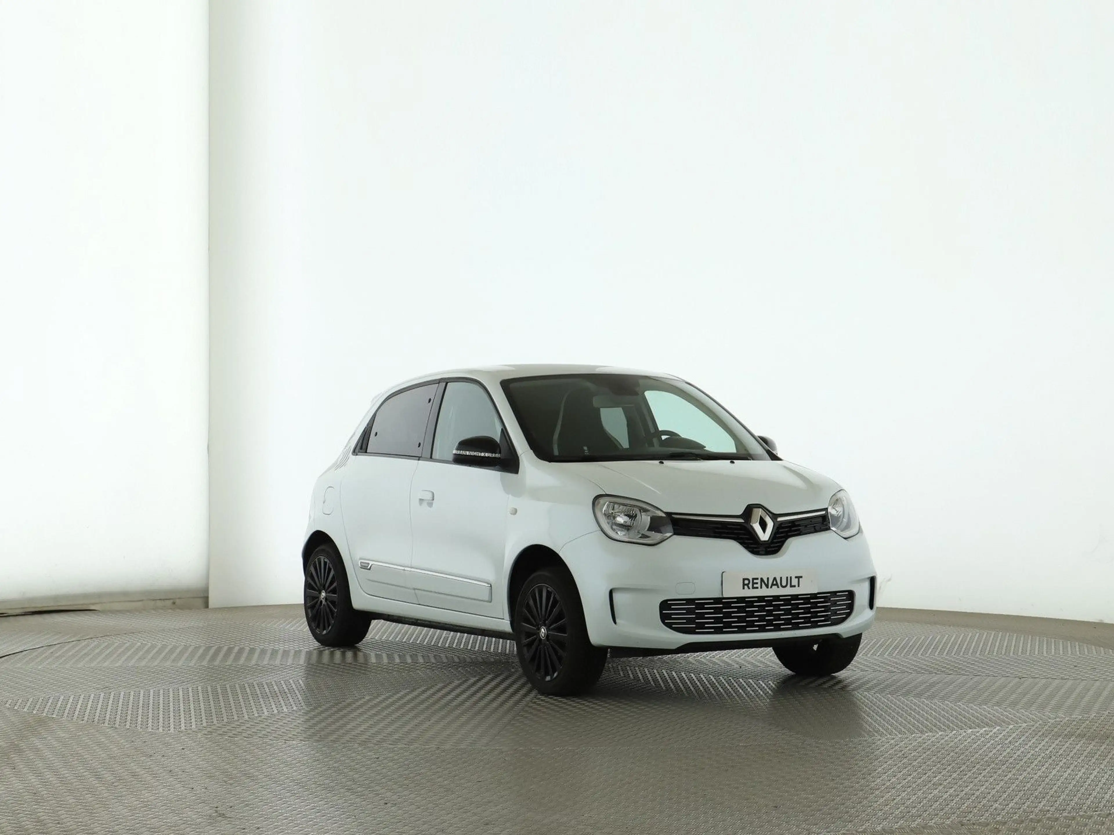 Renault Twingo Urban Night — photo 12