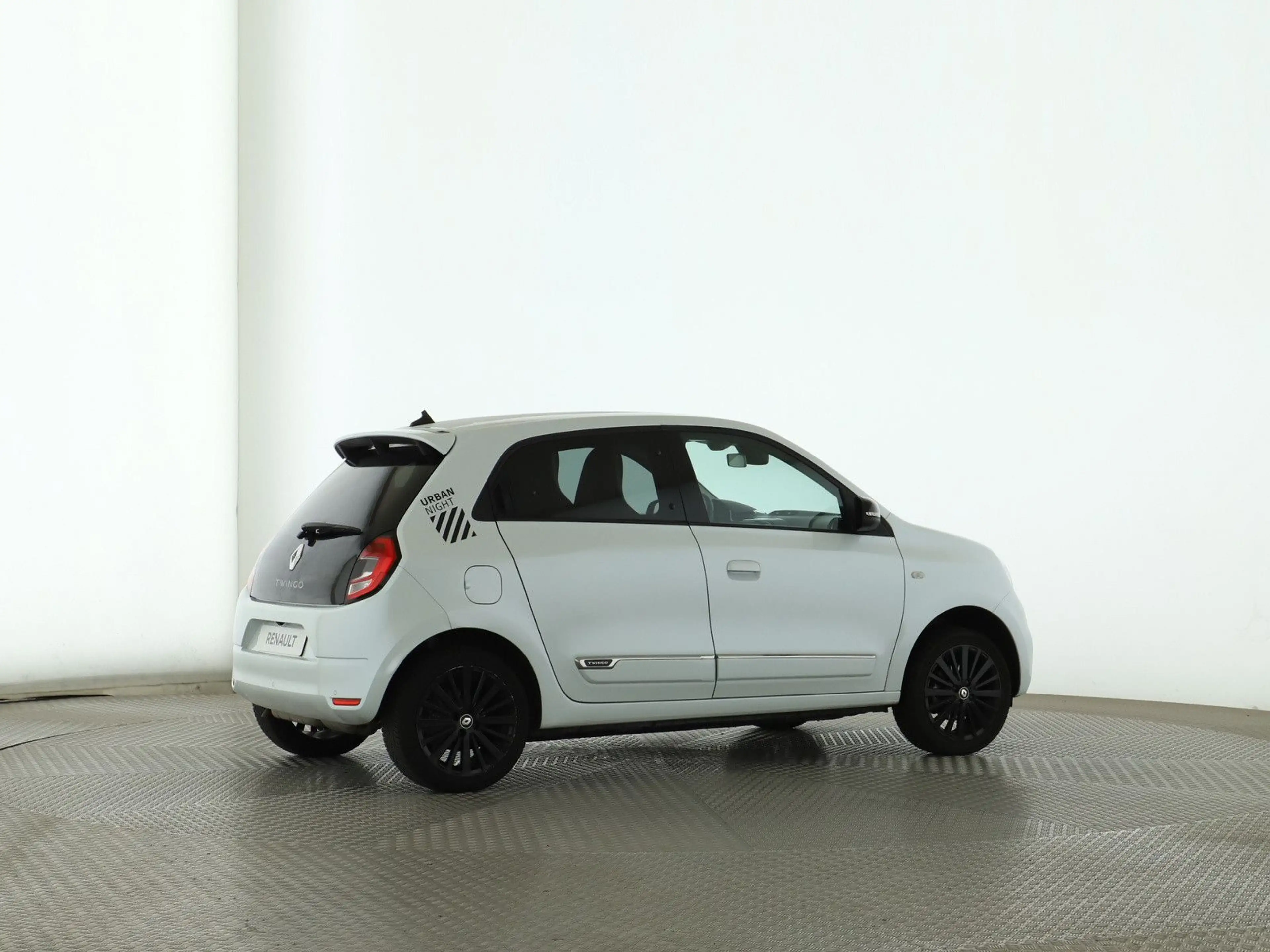 Renault Twingo Urban Night — photo 8