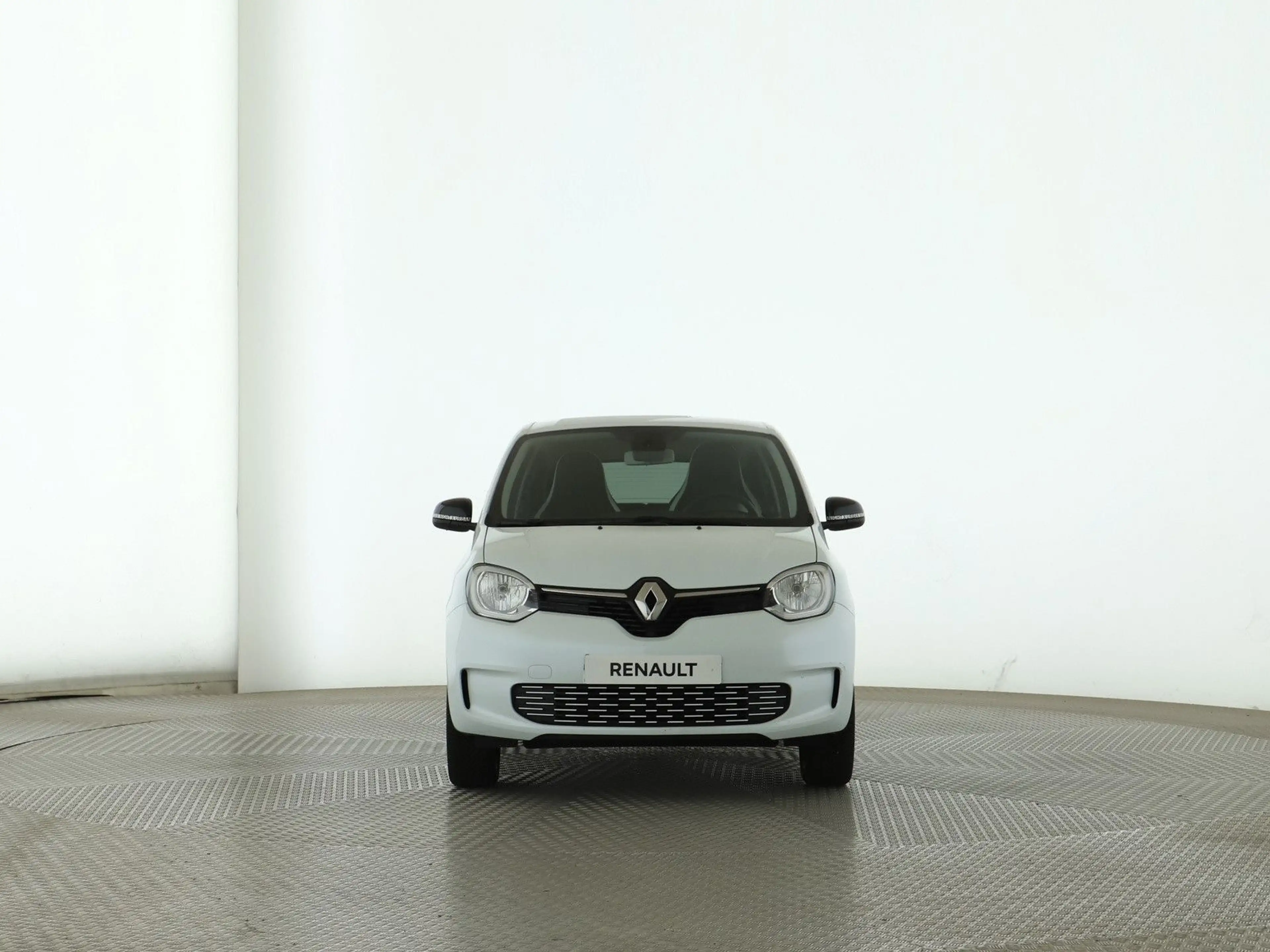 Renault Twingo Urban Night — photo 14