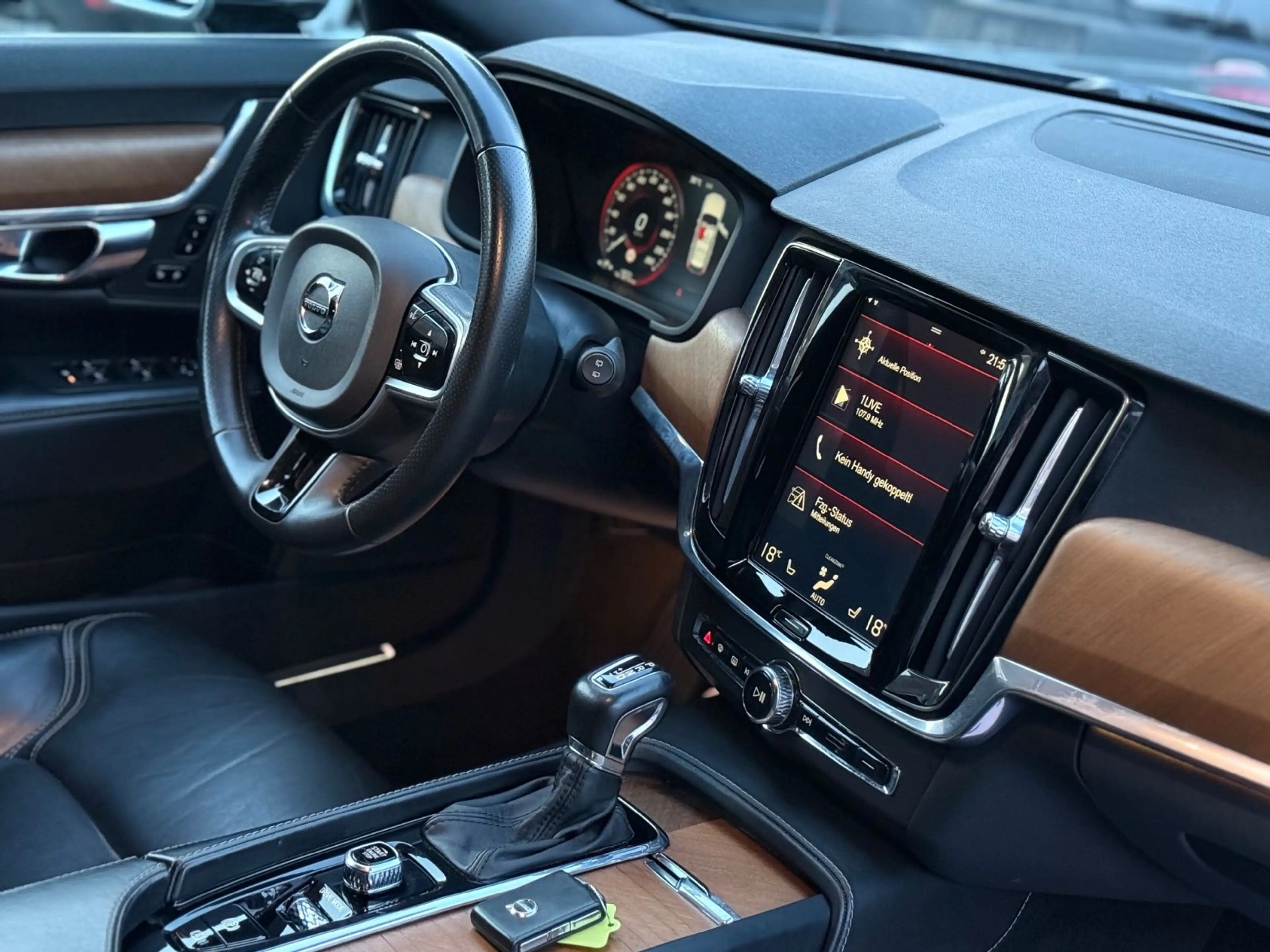 Volvo V90 D5 Aut. Inscription AWD Leder Cam LED 4xSHZ — photo 12