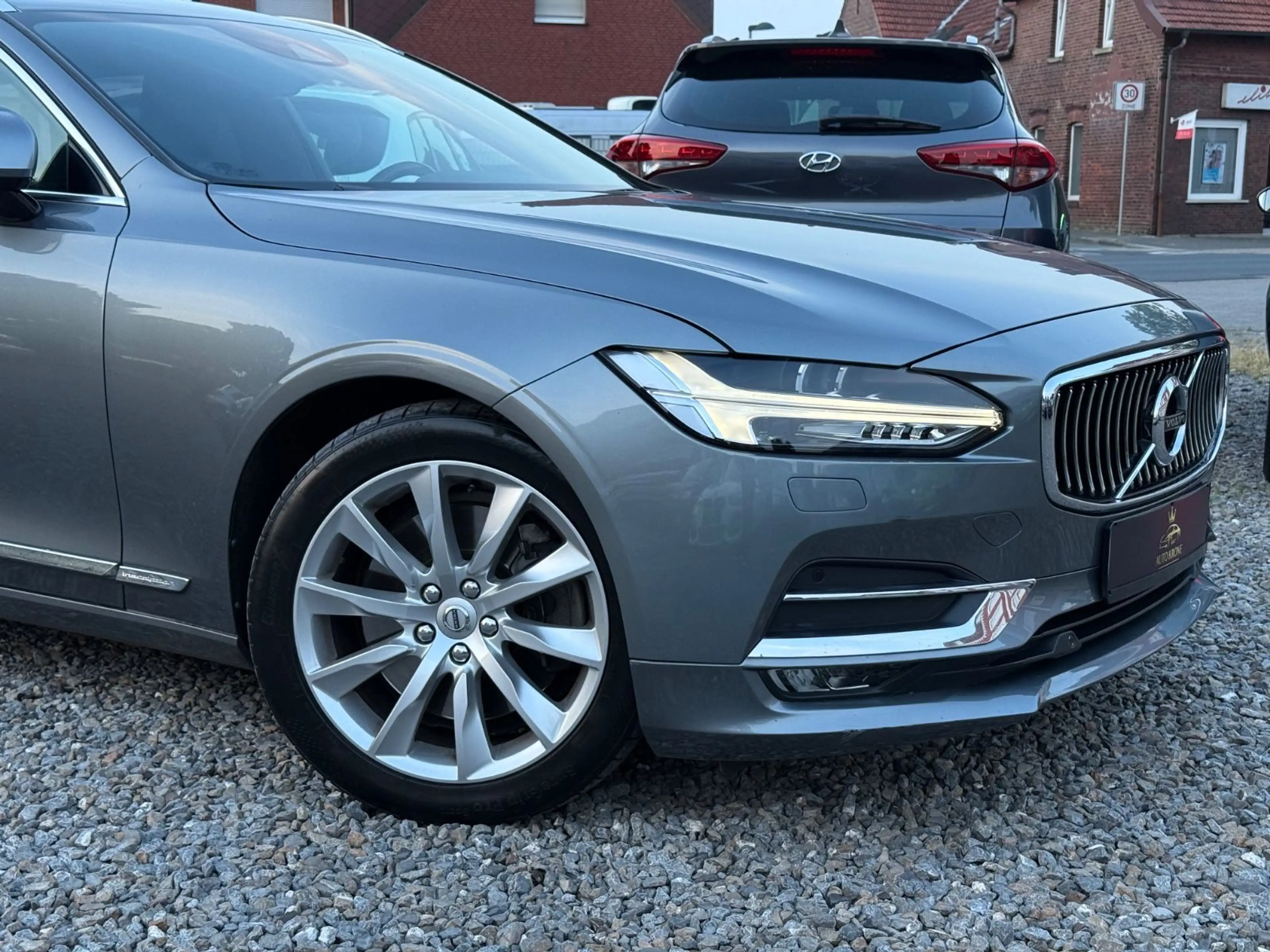 Volvo V90 D5 Aut. Inscription AWD Leder Cam LED 4xSHZ — photo 4
